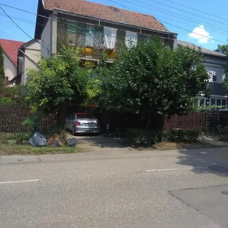 D6 * Szeged